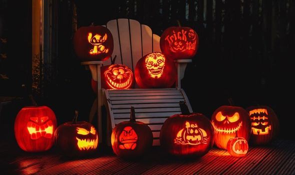 Carve Scary Halloween Pumpkin